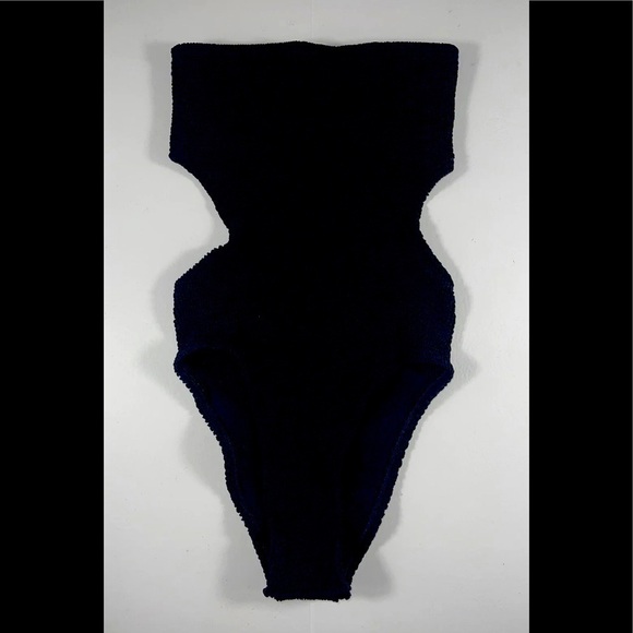 BOND-EYE 'THE MOGUL' BANDEAU SIDE CUT OUT ONE PIECE BLACK (O/S) (B63) - Picture 4 of 10